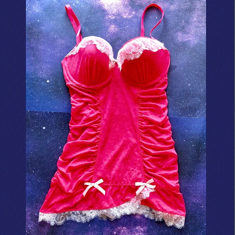 Victoria’s Secret 36D Babydoll
